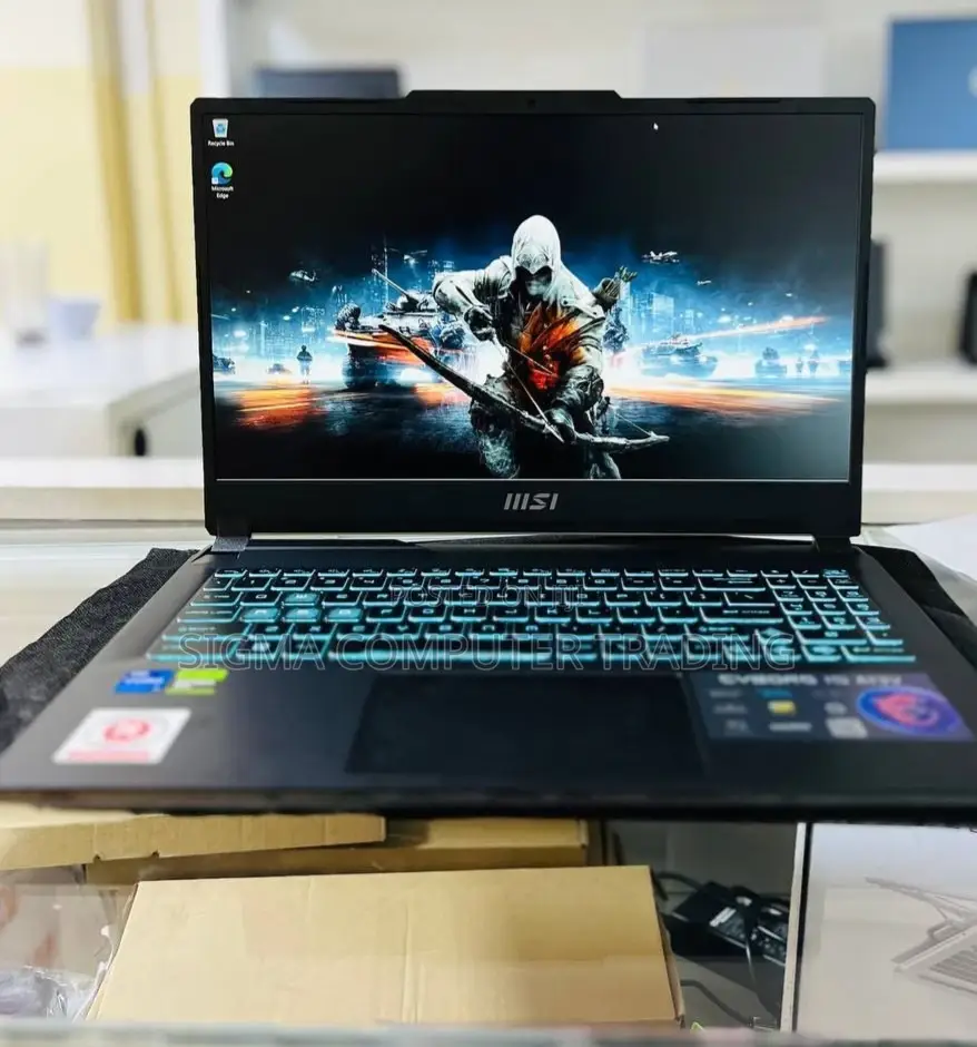 New Laptop MSI GE66 Raider 16GB Intel Core I7 SSD 512GB