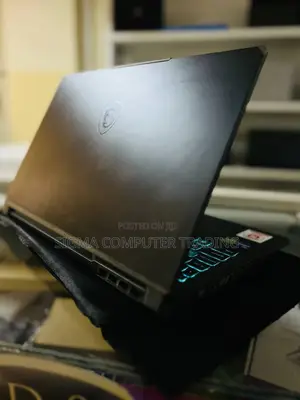 New Laptop MSI GE66 Raider 16GB Intel Core I7 SSD 512GB
