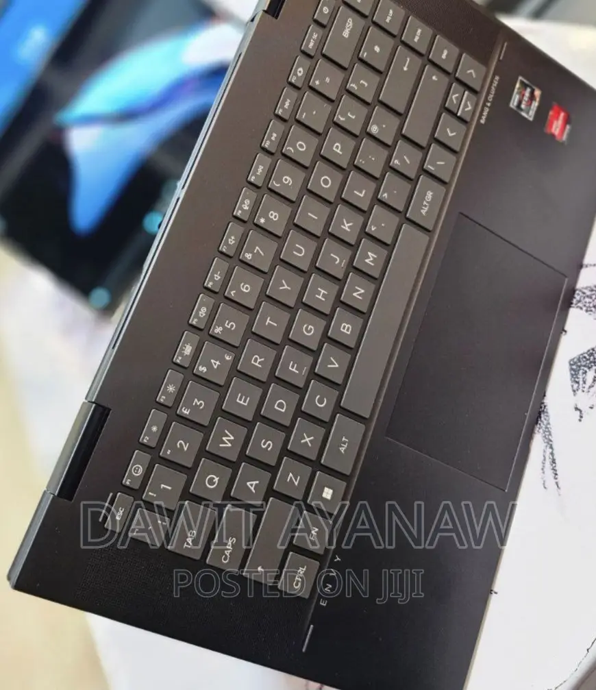 New Laptop HP Envy X360 8GB AMD Ryzen 5 SSD 512GB