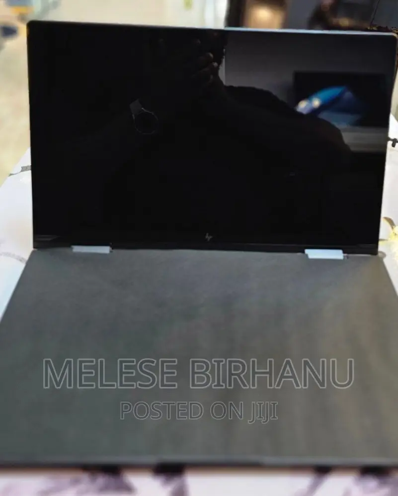 New Laptop HP Envy X360 15z 8GB AMD Ryzen 7 SSD 512GB