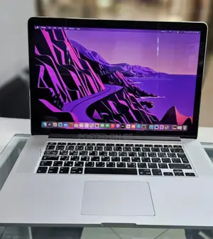 Photo - New Laptop Apple MacBook Pro 2015 16GB Intel Core i7 SSD 512GB