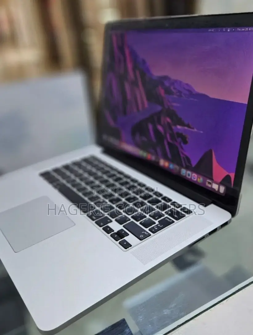 New Laptop Apple MacBook Pro 2015 16GB Intel Core i7 SSD 512GB