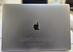 New Laptop Apple MacBook Pro 2016 16GB Intel Core I7 SSD 1T