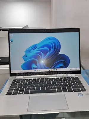 Laptop HP EliteBook 830 G8 16GB Intel Core I5 SSD 512GB