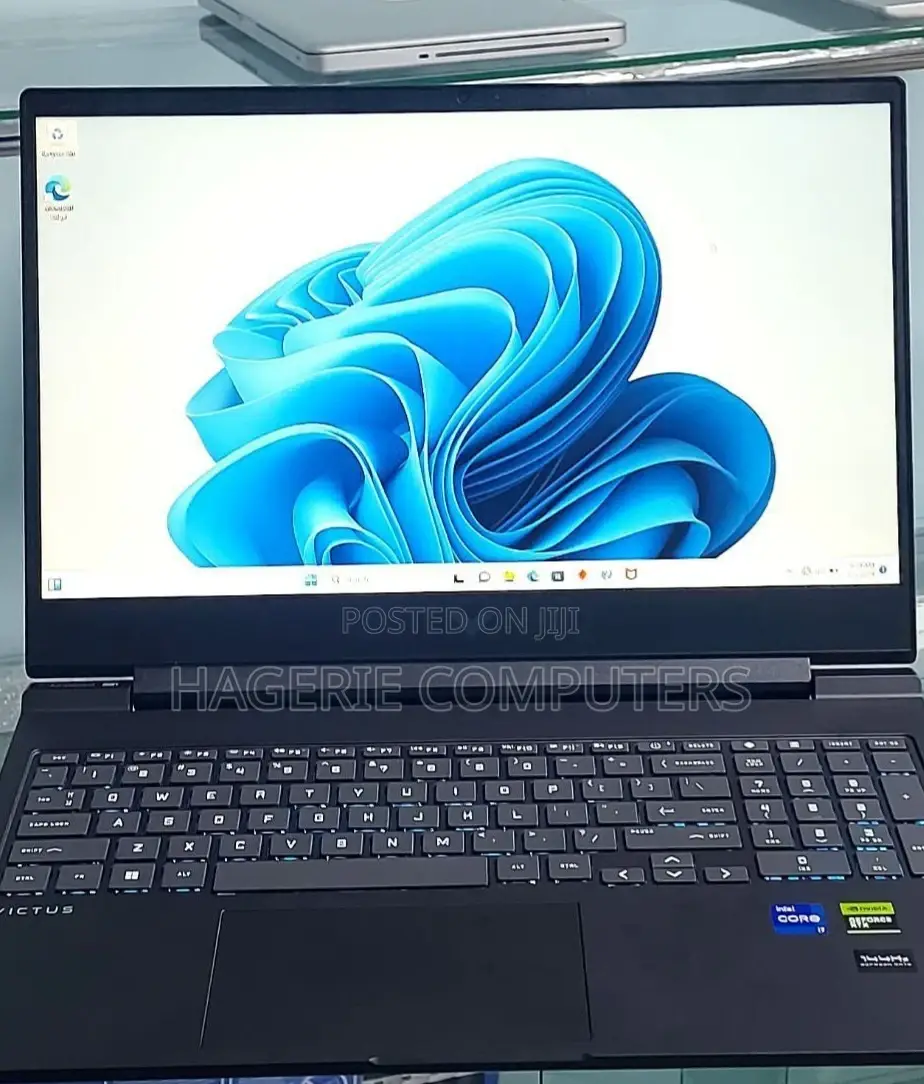 New Laptop HP Victus 16 16GB Intel Core I7 SSD 1T