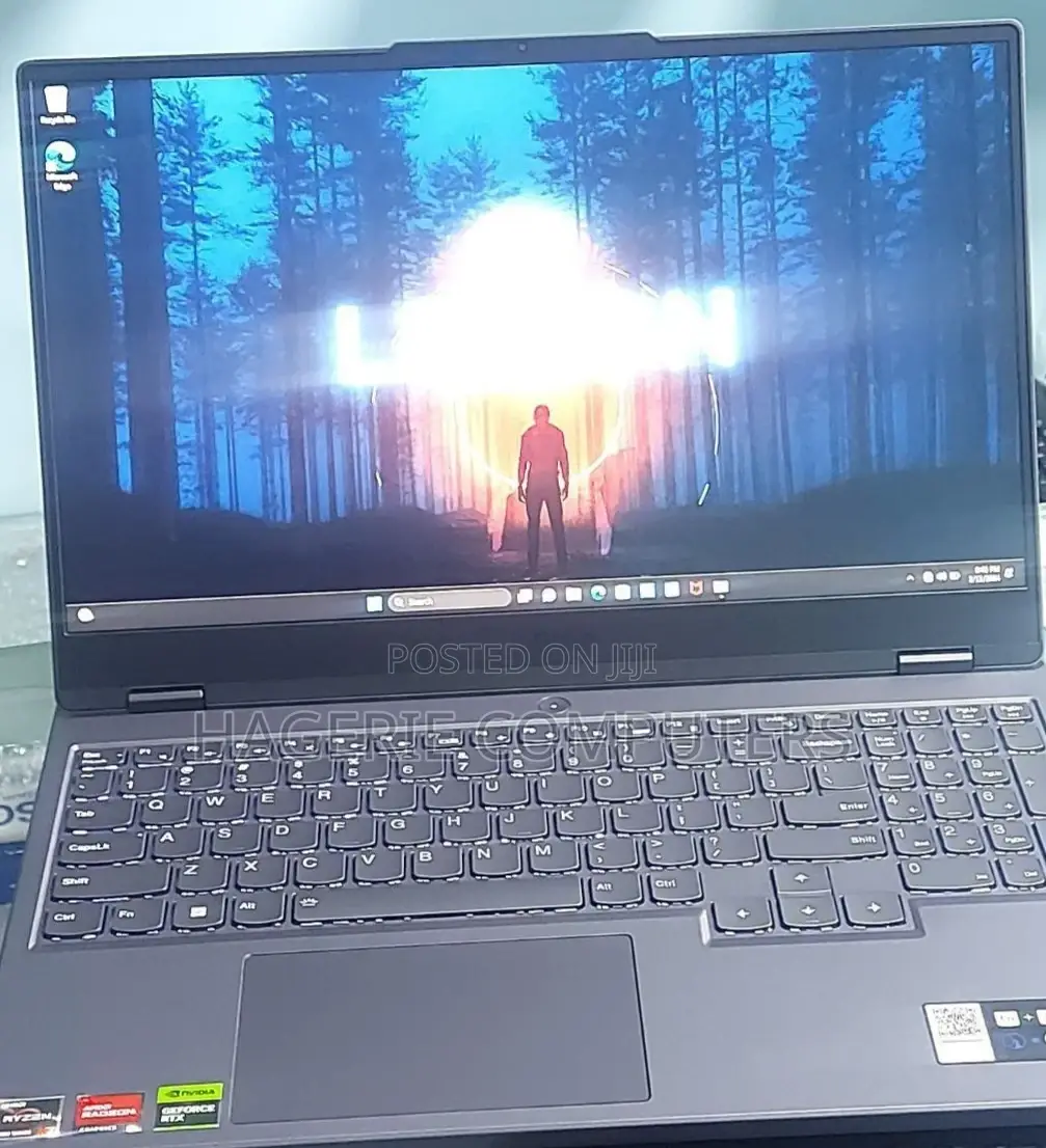 New Laptop Lenovo Legion 5 16GB AMD Ryzen 9 SSD 512GB