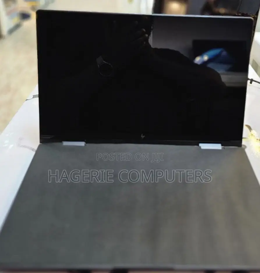 Laptop HP Envy X360 8GB AMD Ryzen 5 SSD 512GB