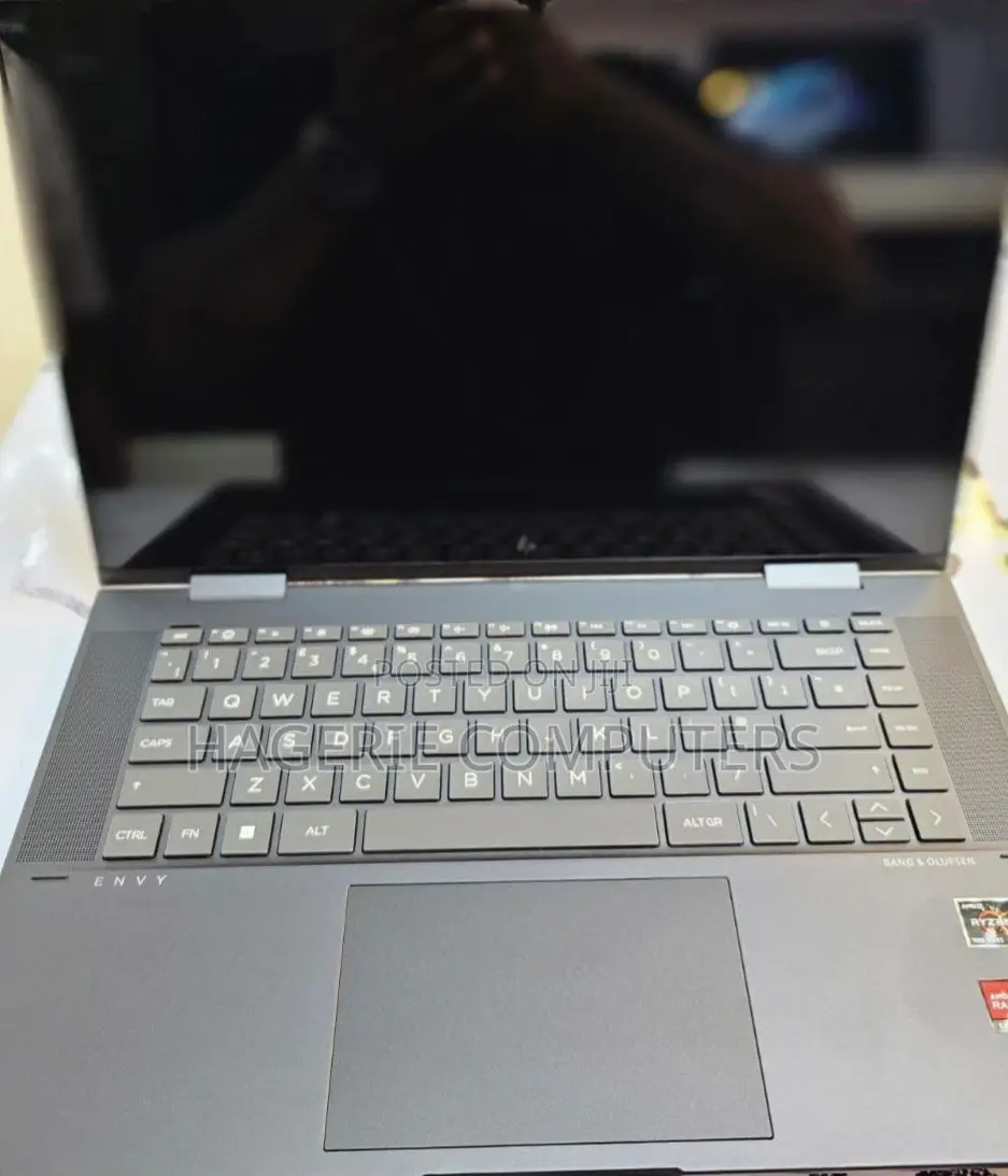 Laptop HP Envy X360 8GB AMD Ryzen 5 SSD 512GB
