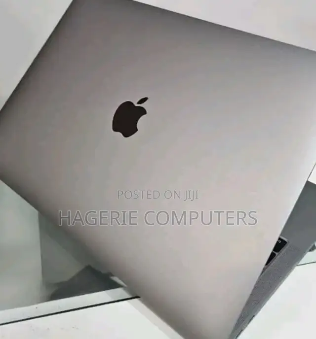 New Laptop Apple MacBook Pro 16GB Intel Core I7 SSD 512GB