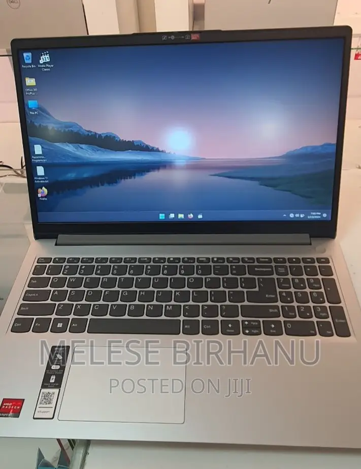 New Laptop Lenovo 4GB Intel Core 2 Quad SSD 128GB