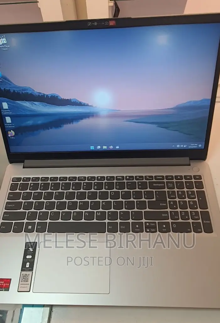New Laptop Lenovo 4GB Intel Core 2 Quad SSD 128GB