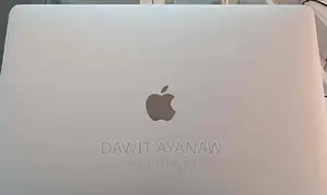 New Laptop Apple MacBook Pro 2018 16GB Intel Core I7 SSD 512GB