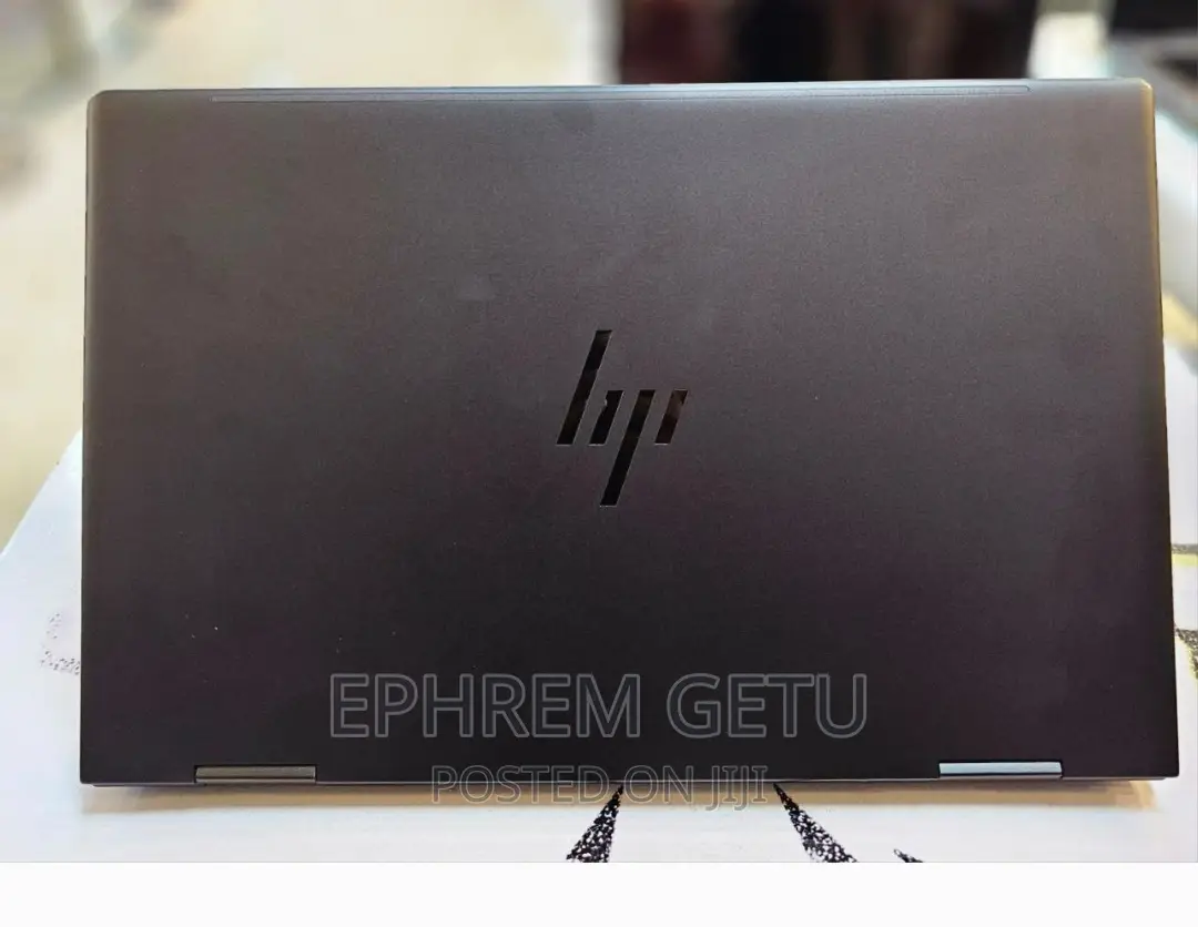 New Laptop HP Envy X360 8GB AMD Ryzen 5 SSD 512GB