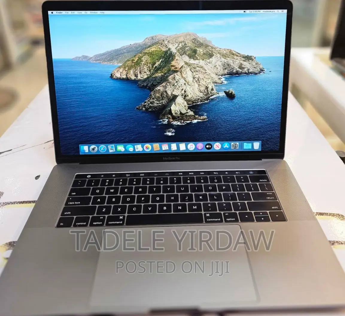 New Laptop Apple MacBook Pro 2016 16GB Intel Core I7 SSD 1T