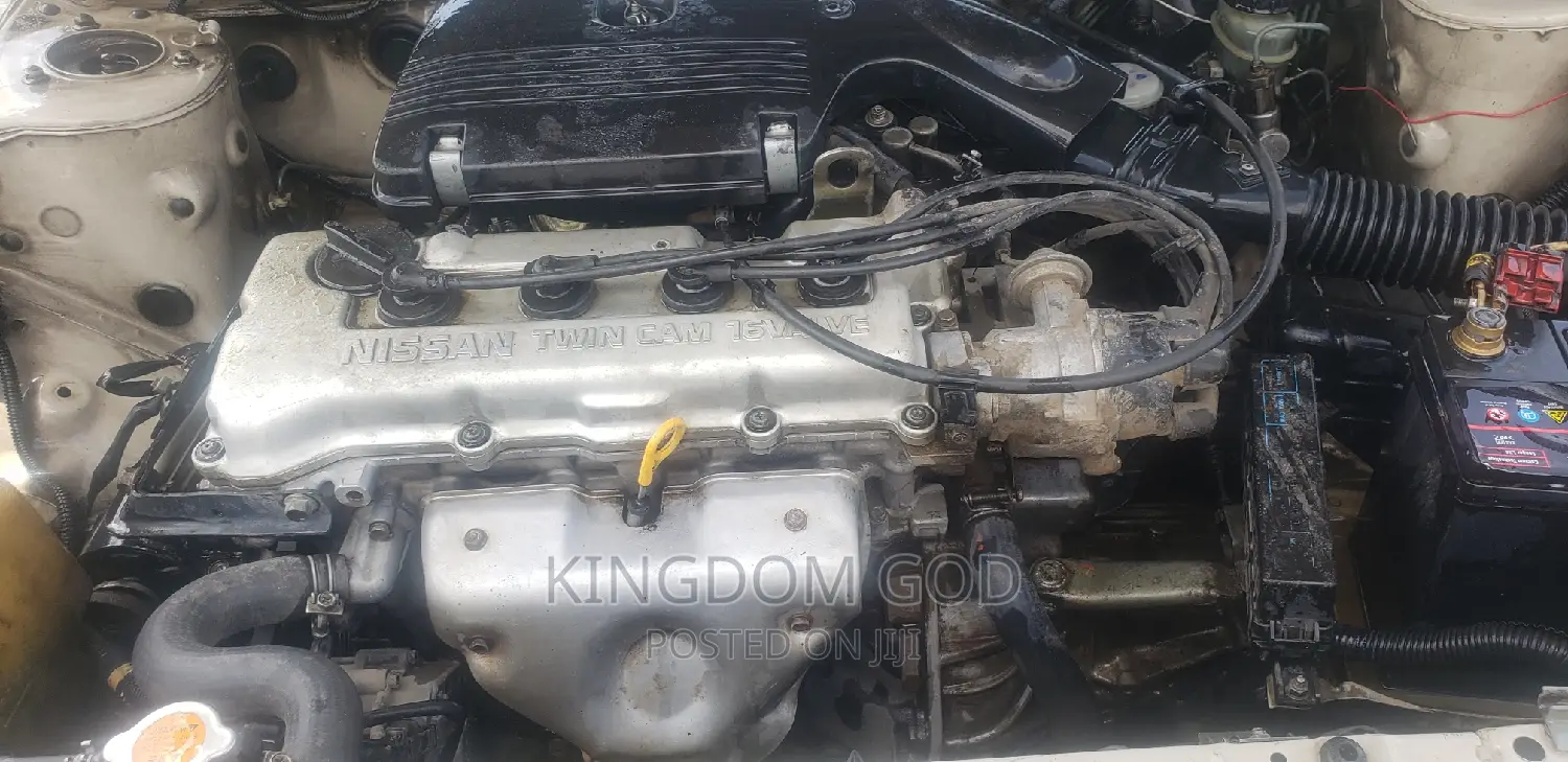 Nissan Sunny B13 Sedan 1.3 1991 Silver