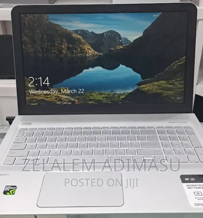 New Laptop HP Envy 4 8GB Intel Core I5 SSD 128GB