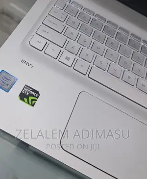 New Laptop HP Envy 4 8GB Intel Core I5 SSD 128GB