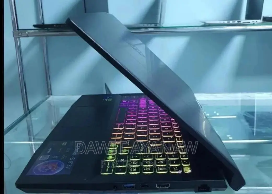 New Laptop MSI Katana 15 16GB Intel Core i7 SSD 1T
