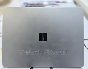 New Laptop Microsoft Surface Pro 7 8GB Intel Core I5 SSD 128GB