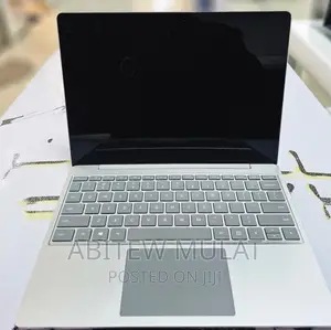 New Laptop Microsoft Surface Pro 7 8GB Intel Core I5 SSD 128GB