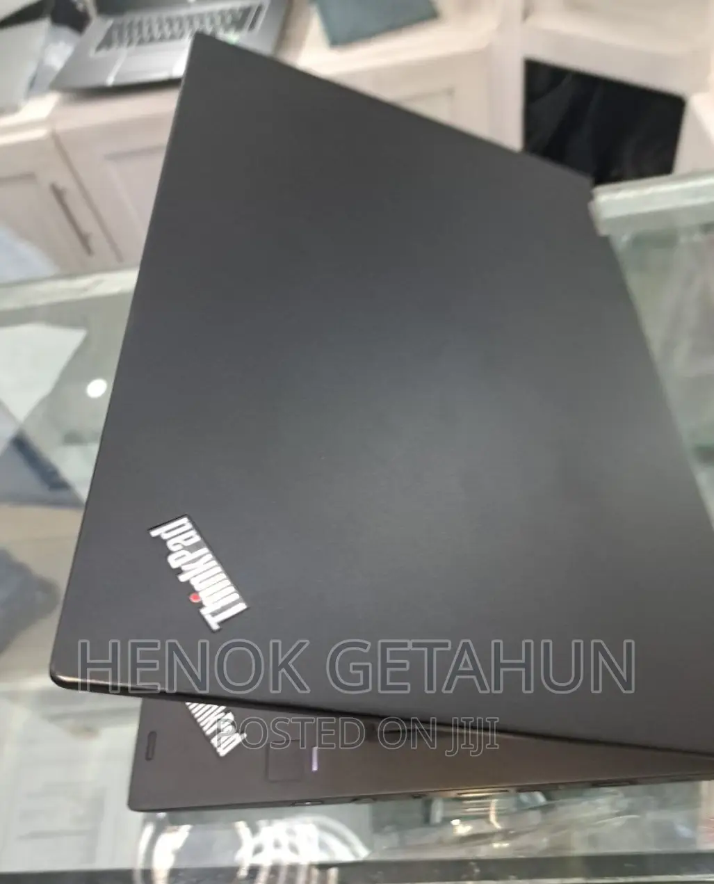 New Laptop Lenovo ThinkPad Yoga 8GB Intel Core I7 SSD 512GB