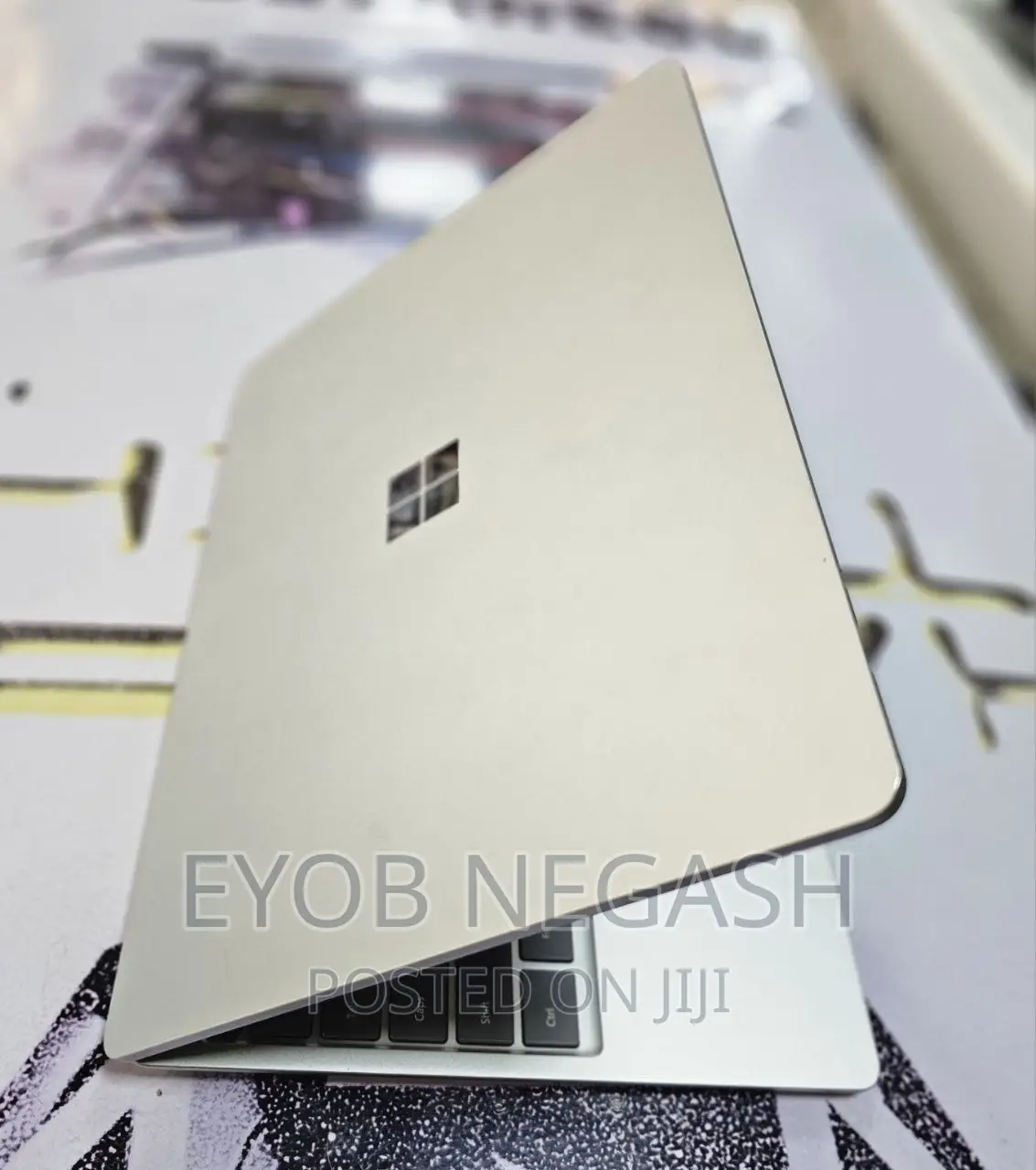 New Laptop Microsoft Surface Pro 8 8GB Intel Core I5 SSD 128GB