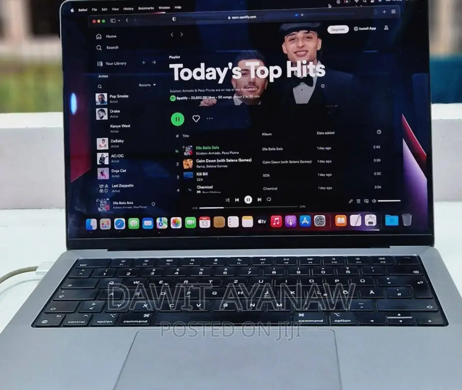 New Laptop Apple MacBook Pro M1 16GB Apple M1 Pro SSD 1T