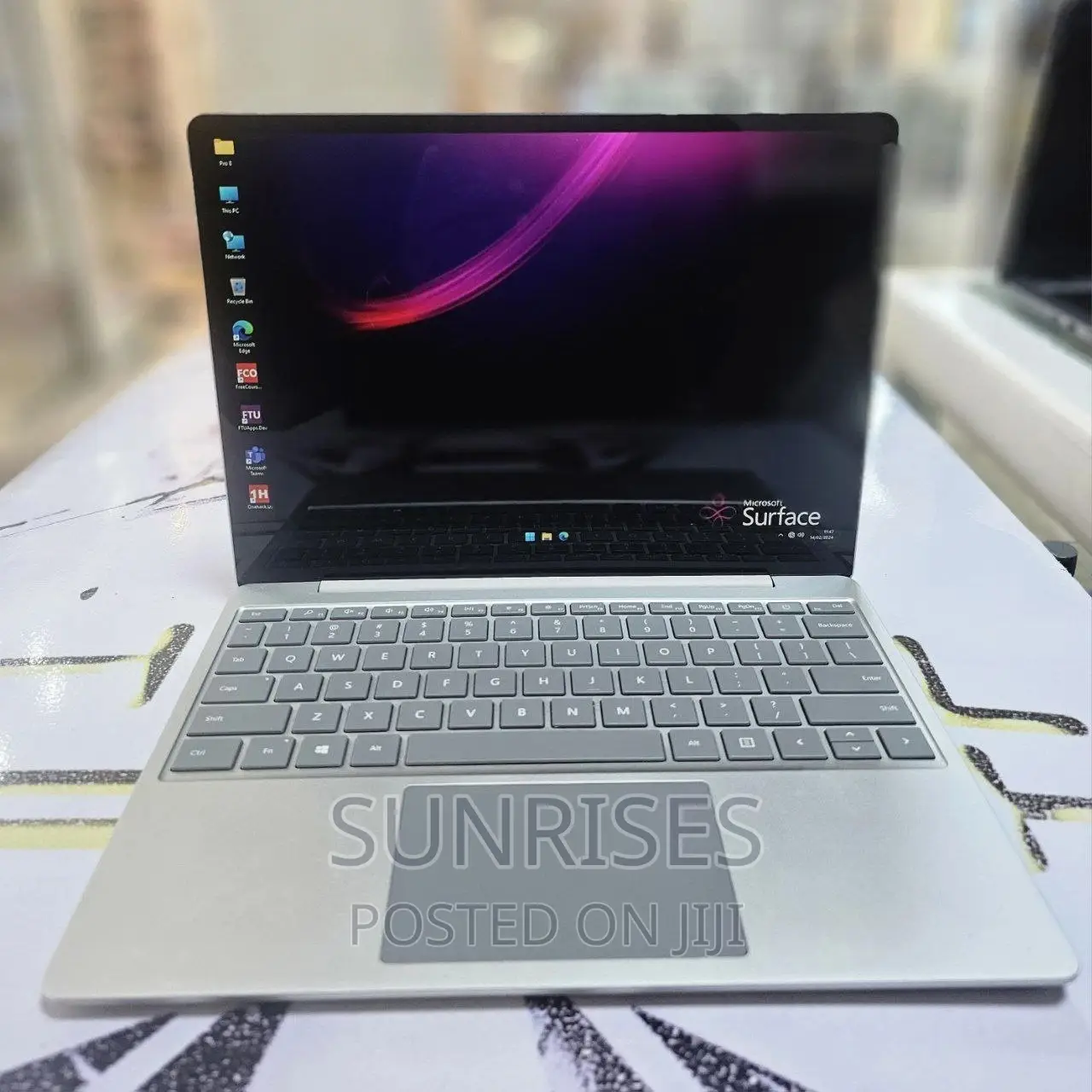 New Laptop Microsoft Surface Pro 7 8GB Intel Core I5 SSD 128GB