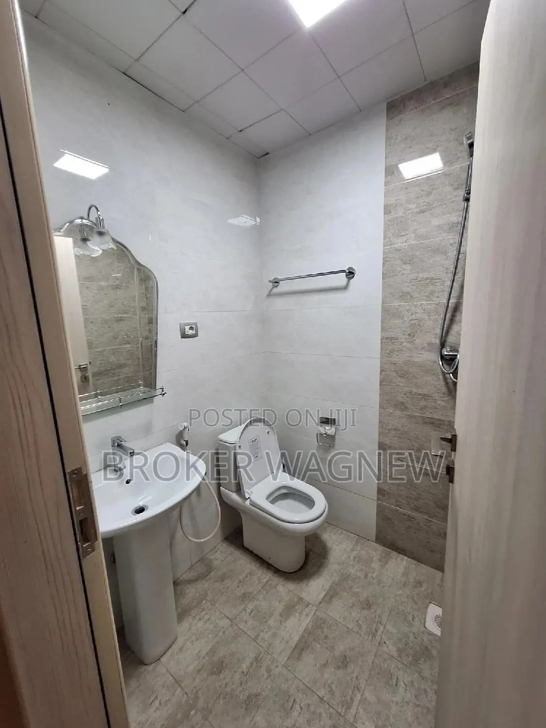 3bdrm Apartment in Bole for rent