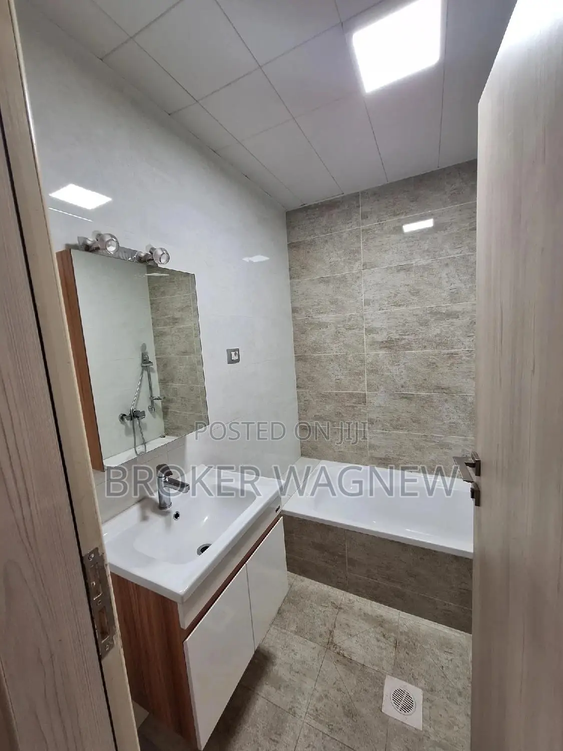 3bdrm Apartment in Bole for rent