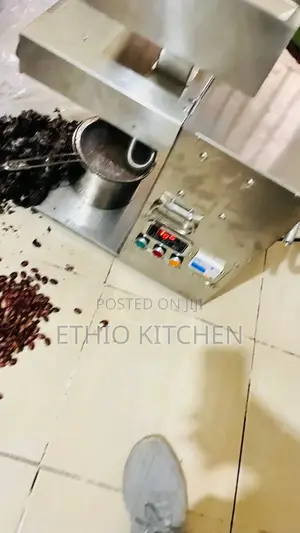 Oil Press Machine 20kg / Hour