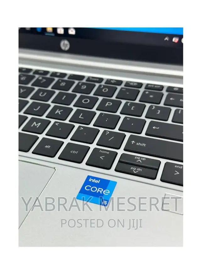 New Laptop HP EliteBook 830 G8 16GB Intel Core I5 SSD 512GB