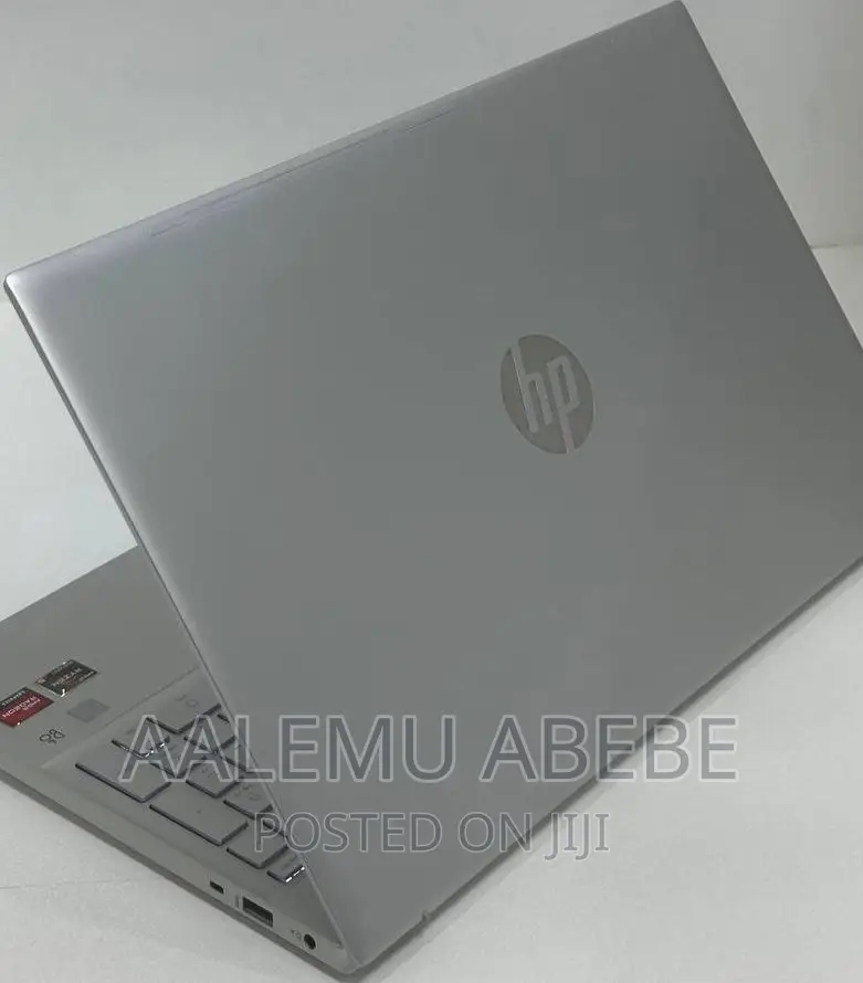 New Laptop HP Pavilion 15 8GB AMD Ryzen 5 SSD 512GB