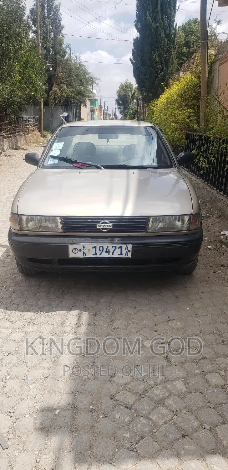 Nissan Sunny B13 Sedan 1.3 1991 Silver