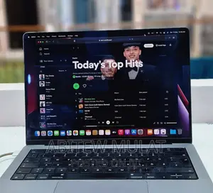 New Laptop Apple MacBook Pro 2021 M1 16GB Apple M1 Pro SSD 1T