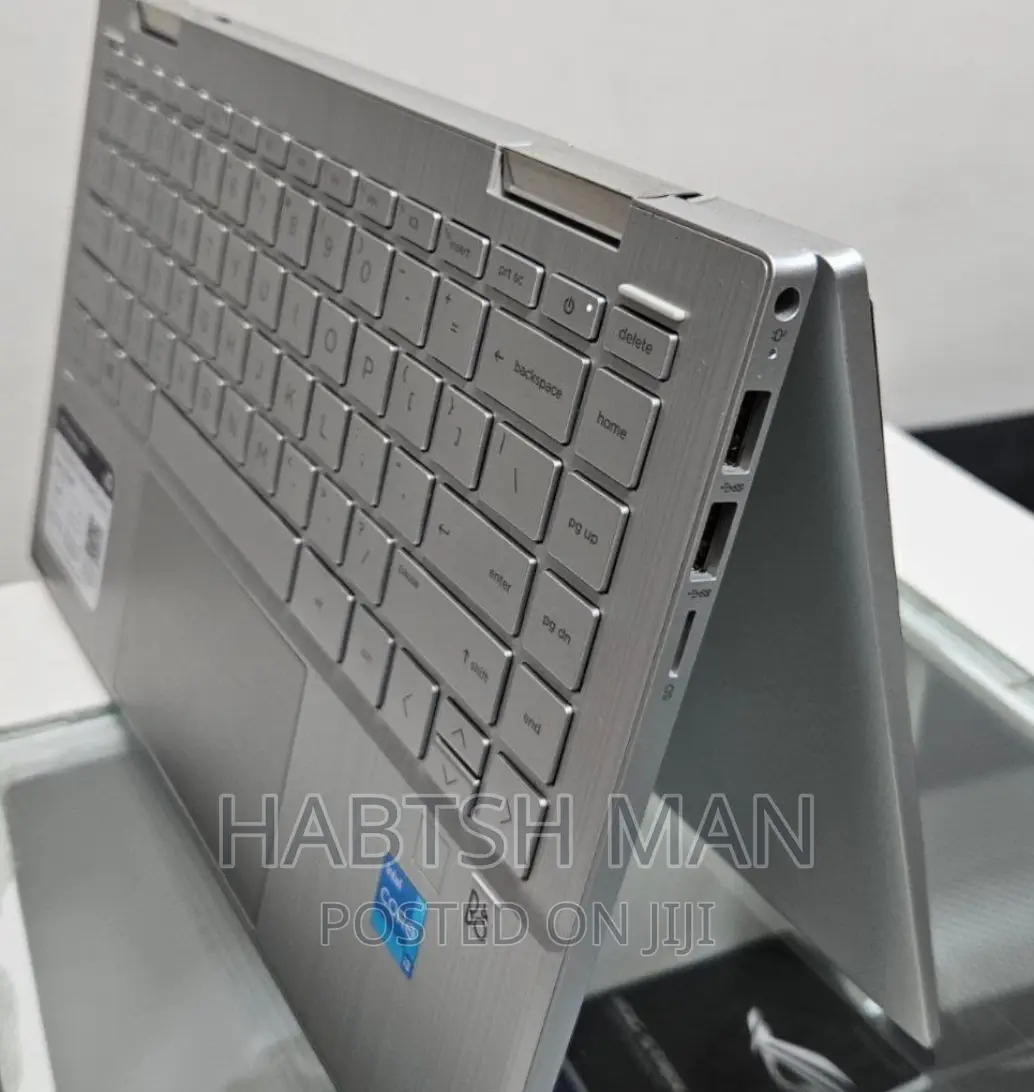 New Laptop HP Pavilion 14 8GB Intel Core I3 SSD 256GB