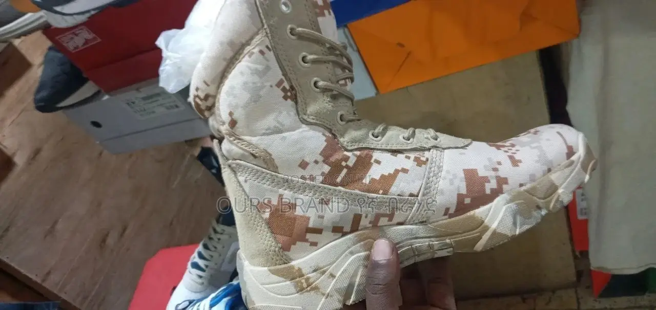 Master Quality Military Bot