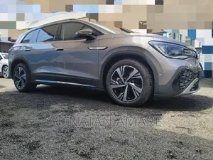 New Volkswagen ID.6 2023 Gold