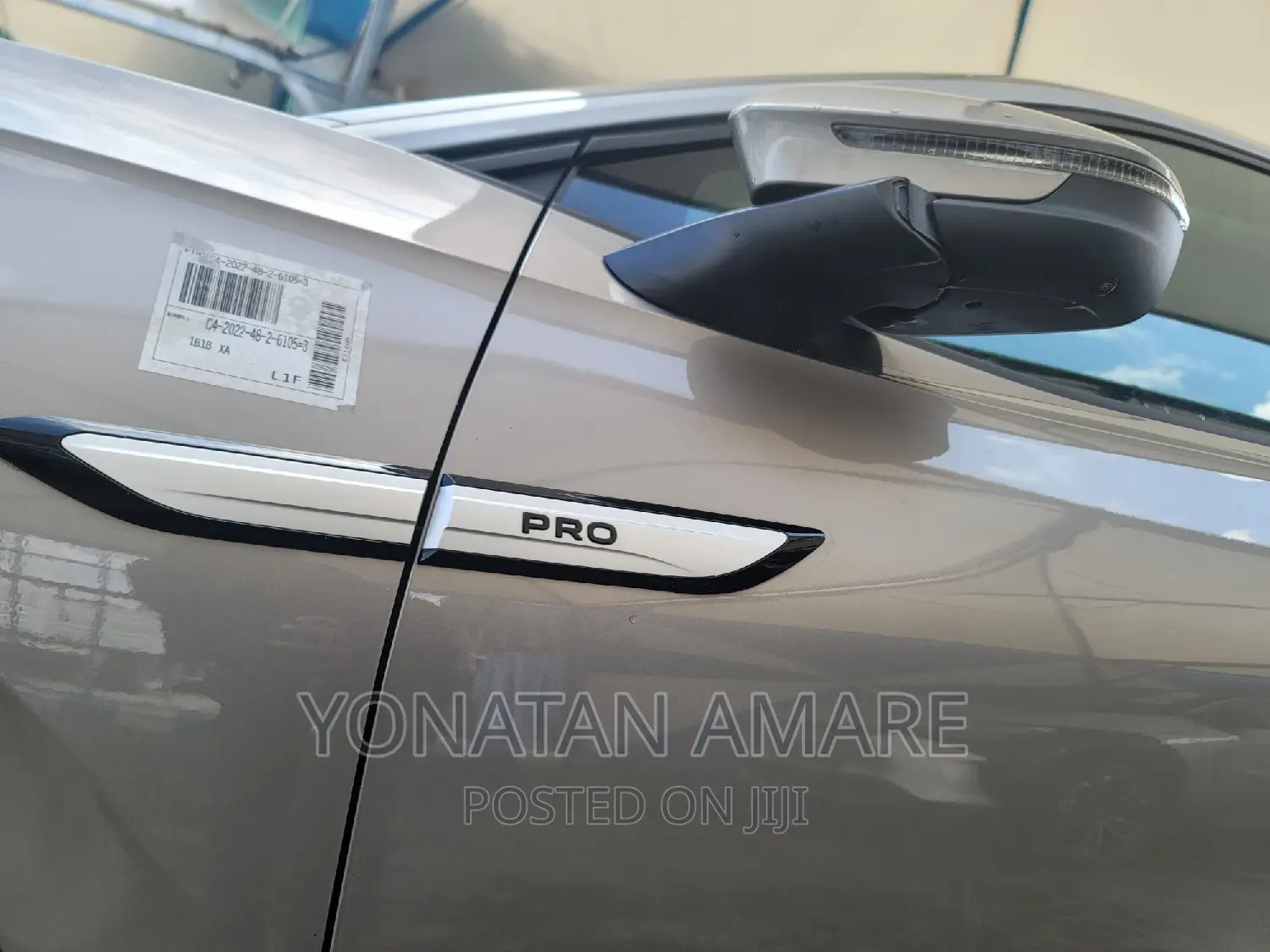 New Volkswagen ID.6 2023 Gold