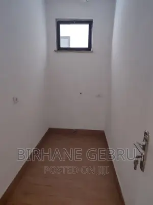 3bdrm Apartment in Real State, Bole for rent