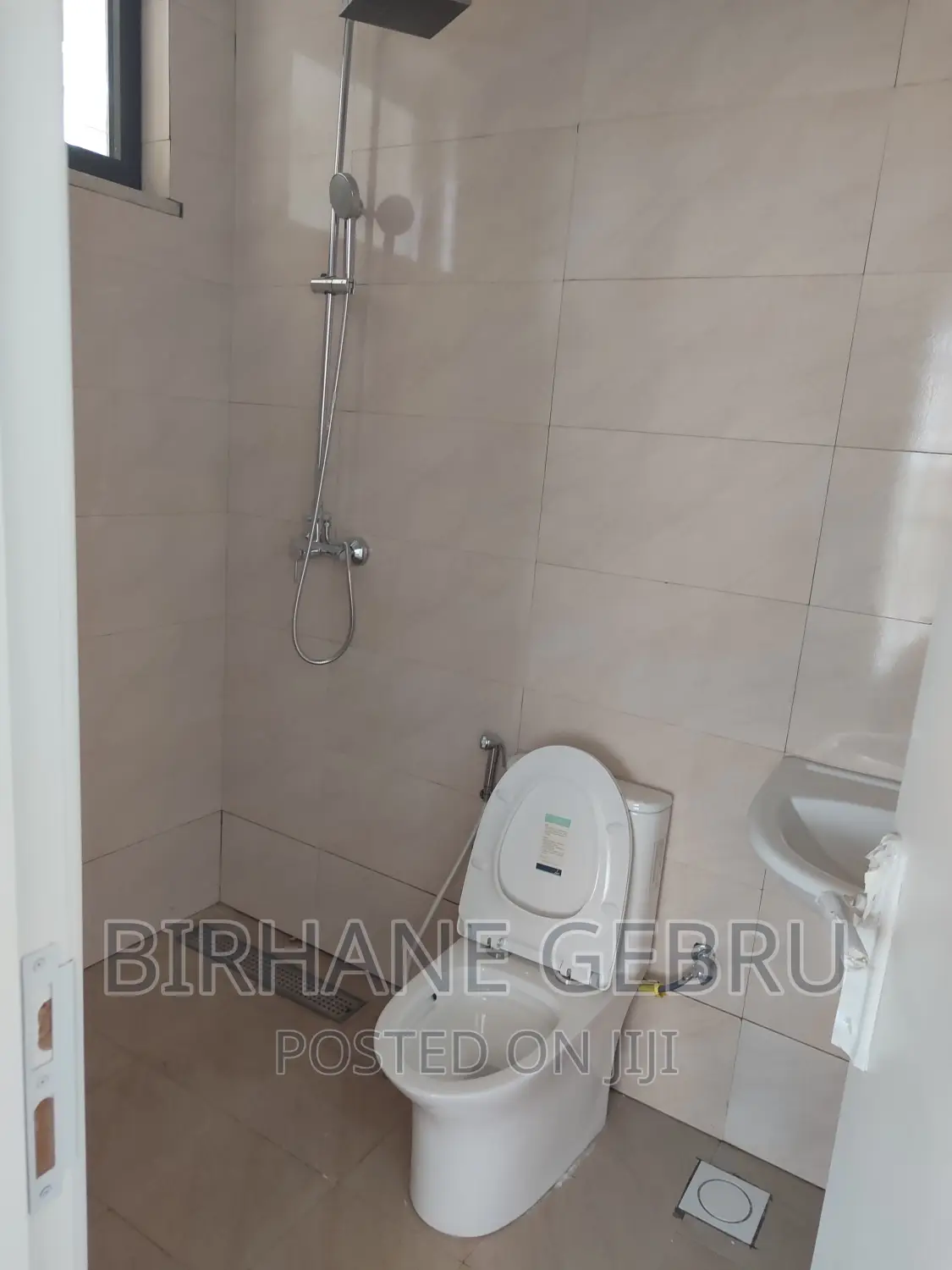 3bdrm Apartment in Real State, Bole for rent