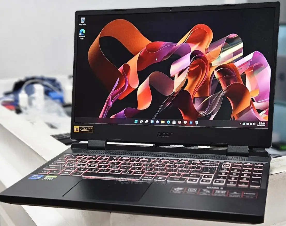 New Laptop Acer Aspire 5 16GB Intel Core I7 SSHD+SSD 1.5T