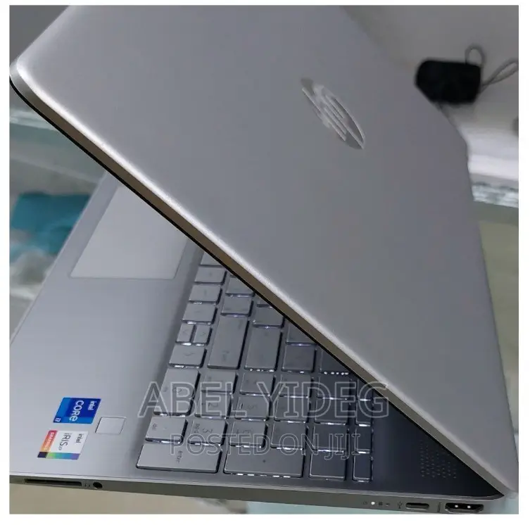 New Laptop HP Stream Notebook 16GB Intel Core I7 SSD 512GB