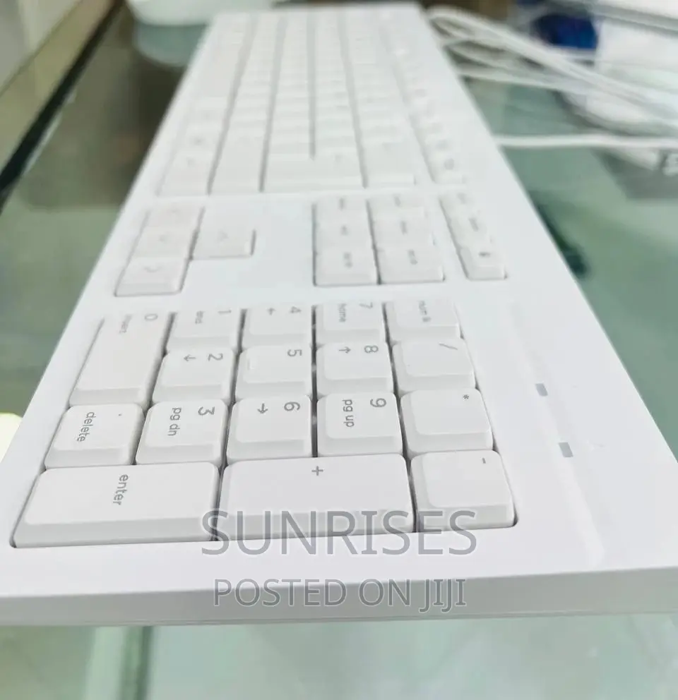 New Desktop Computer HP AiO 22 8GB Intel Core I5 SSD 512GB