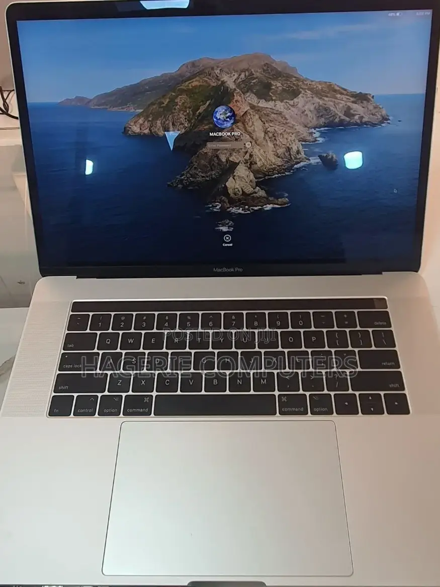 New Laptop Apple MacBook Pro 2018 16GB Intel Core i7 SSD 512GB