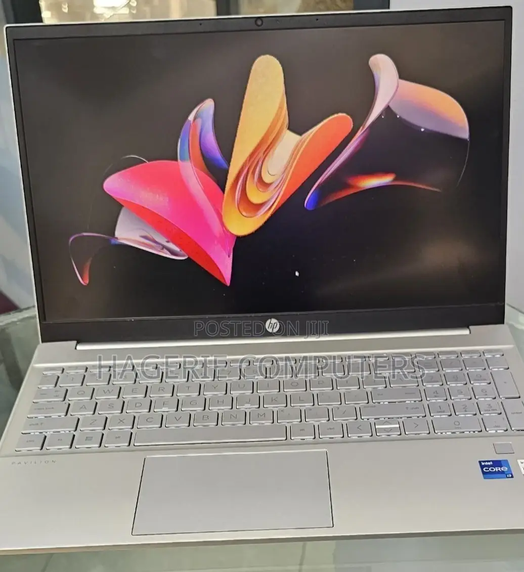 New Laptop HP Pavilion 15-Eh0050wm 16GB Intel Core I7 SSD 512GB