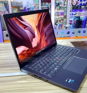 Photo - New Laptop Lenovo Thinkpad X13 Yoga 16GB Intel Core I7 SSD 512GB
