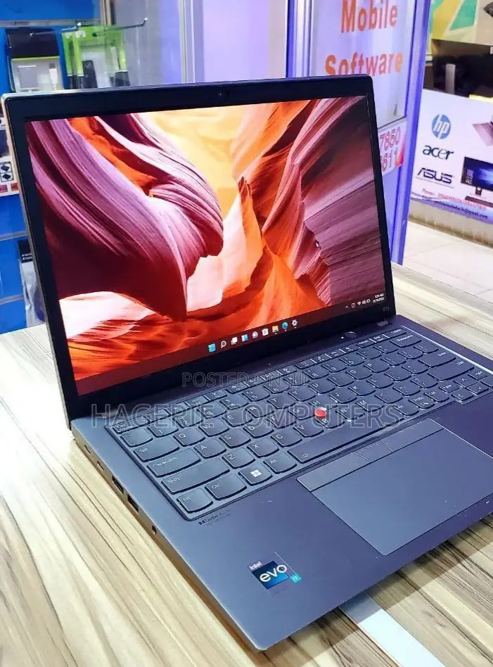 New Laptop Lenovo Thinkpad X13 Yoga 16GB Intel Core I7 SSD 512GB