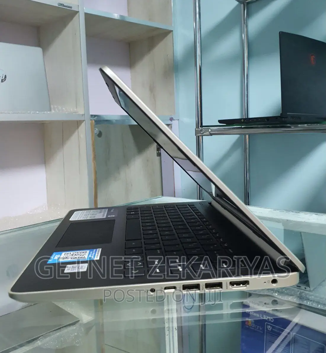 New Laptop HP Stream Notebook 8GB Intel Core I5 SSD 256GB