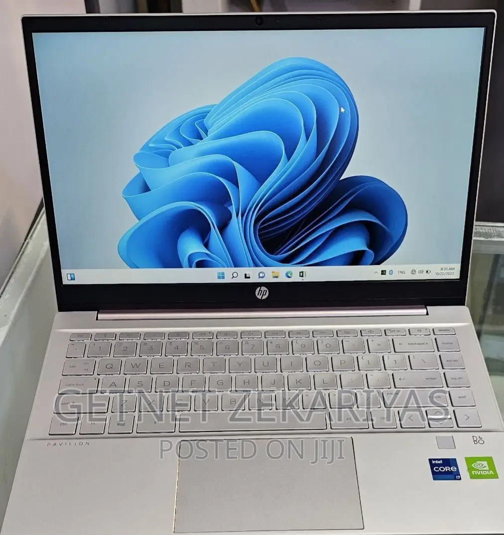 New Laptop HP Pavilion 13 16GB Intel Core I7 SSD 512GB